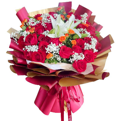南平33朵红玫瑰百合，爱如同花般绽放